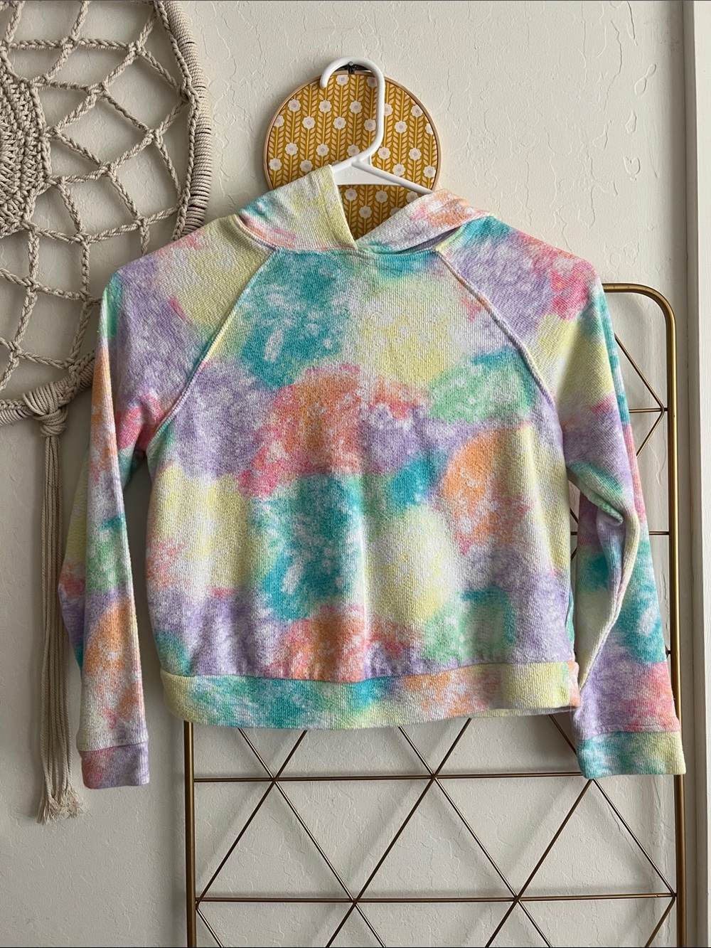 M (8) | Cat & Jack Girls Pastel Tie-Dye Hoodie Sweater